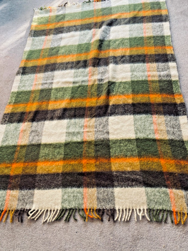 Mid century mohair autumn - mid,