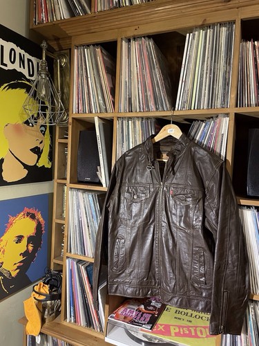 Men levi vintage - men’s,