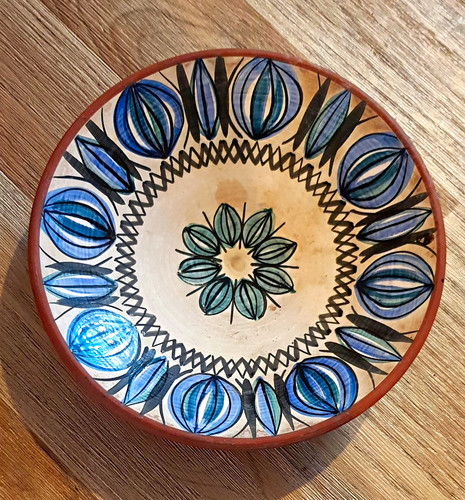 Large jersey pottery bowl - jersey,