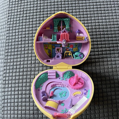 Polly pocket nursery school - polly,