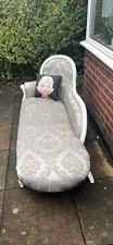 Antique Chaise Longue –