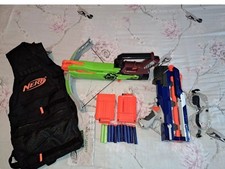 NERF TOY BUNDLE....SHOOTER