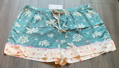 Bnwt women ladies green - bnwt,