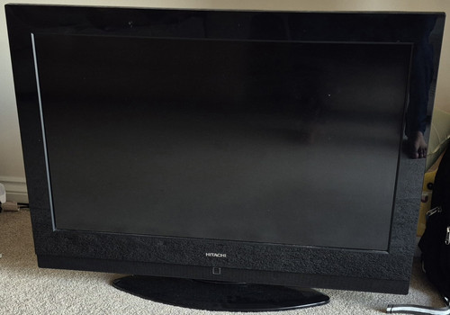 Hitachi 32in lcd flat - lcd, screen