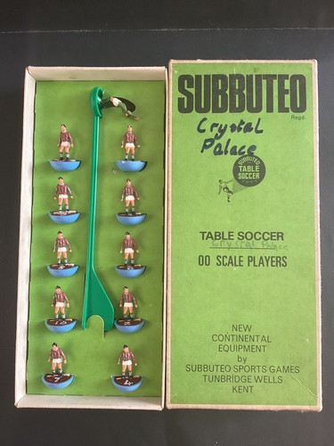 Subbuteo football table - football/table, soccer