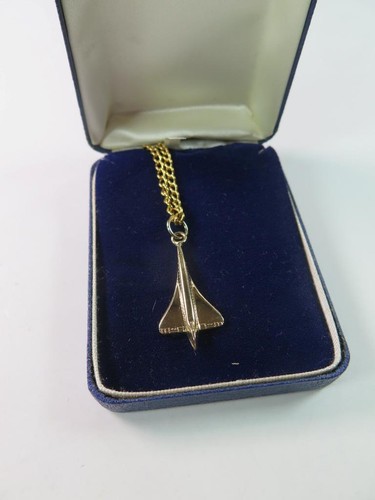 Concorde memorabilia gold tone - gold,