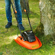 BLACK+DECKER Hover Mower 30cm