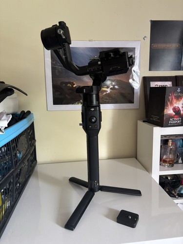 Dji ronin gimbal stabilizer - s,