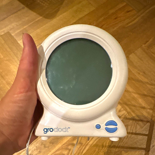 Gro company clock - gro,