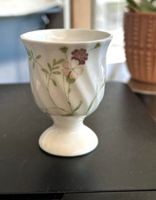 Wedgwood Campion Rosehip Egg