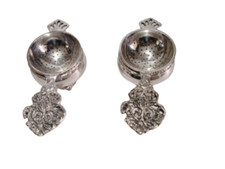 Pair of Flower design