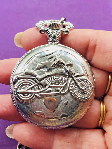 Vtg style silver tone metal - silver-tone,