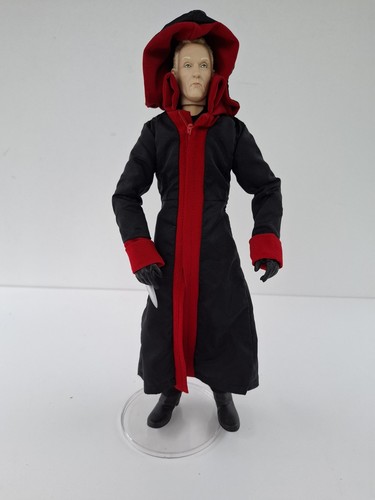 Medicom sideshow collectibles - medicom,