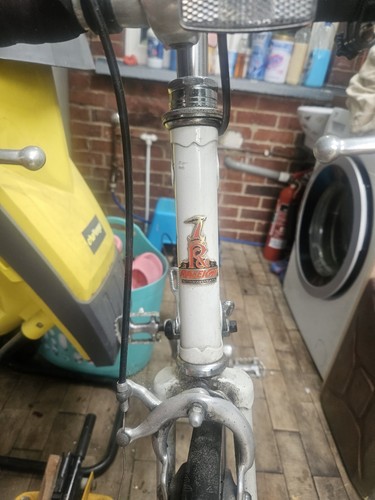 Vintage raleigh road bike - raleigh,