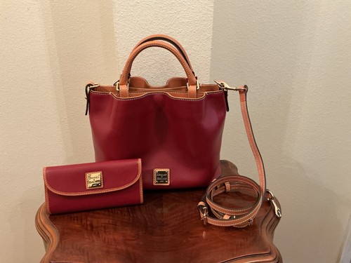 Nwt dooney bourke small - nwt,