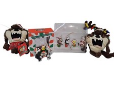 Looney Tunes Christmas Ornaments and Taz Plush Bundle T2750 D132