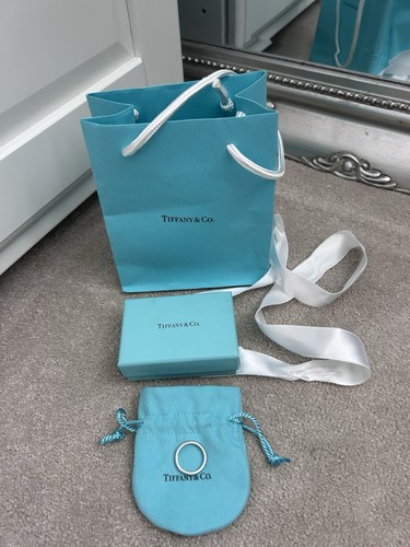 Tiffany platinum band - co.,
