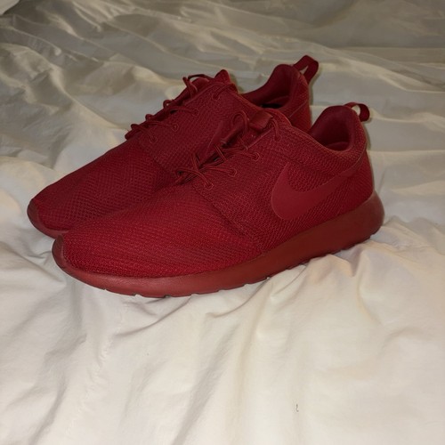 Nike roshe run triple - roshe, red