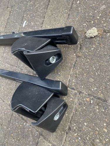 Golf estate roof rack bars - v,