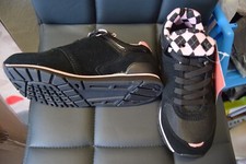 Black and Pink Capezio