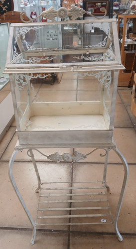 Victorian style metal - style,