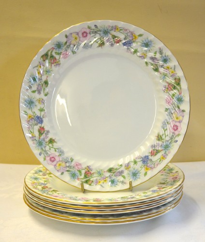 Aynsley wild tudor salad - 6,
