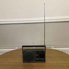 Philips D-2012 Portable Radio
