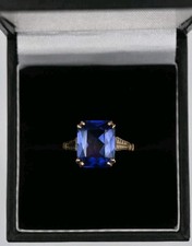 Beautiful Antique Blue Stone 9 Carat 9ct Gold Art Deco Ring Emerald Cut M US 6.5