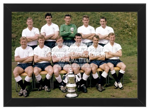 Framed 1962 cup - fa, team