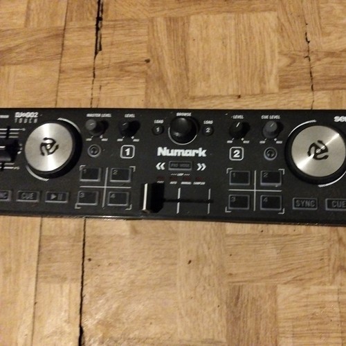 Plug and play controller - dj,