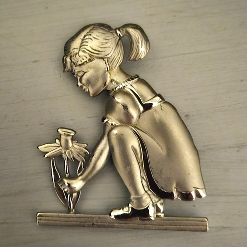 Jonette girl picking - girl,
