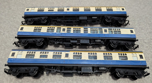 Triang mark 1 coaches - triang,