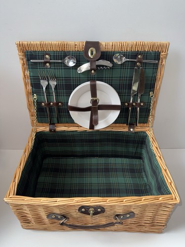 Wicker picnic basket hamper - wicker,