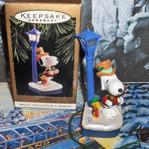 Peanuts snoopy with - peanuts-snoopy,