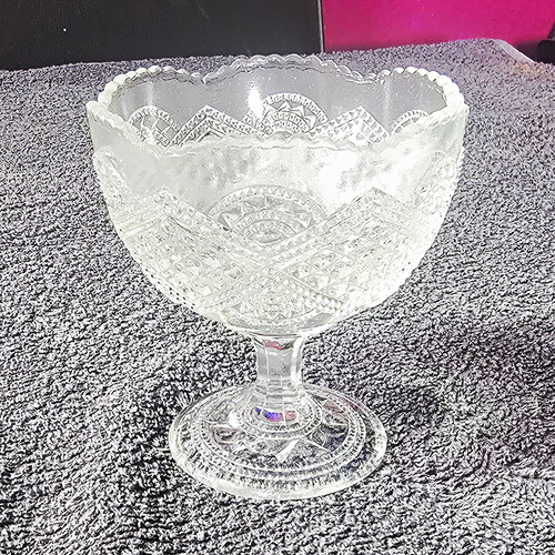 Vintage clear pressed - clear,