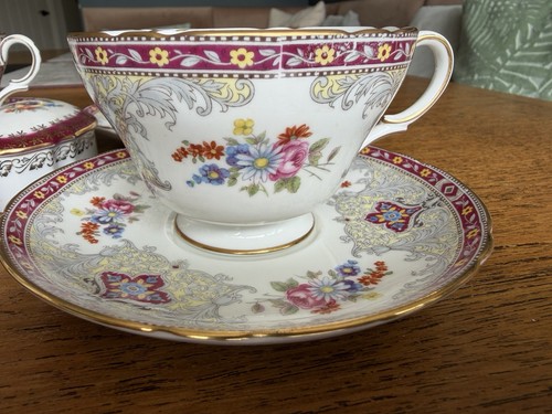 Pretty fine bone china - pretty, shelley