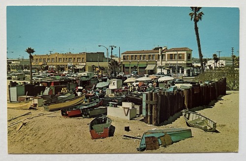 Newport ocean front - dory, boats