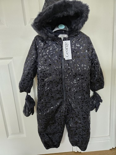 Brand new girls age - 3-4, black