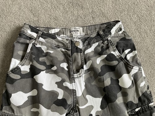 New look camouflage cargo - look,