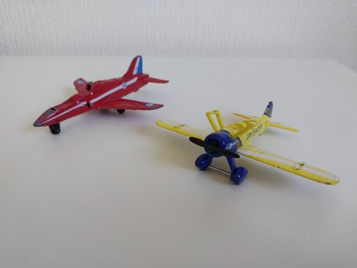 Vintage diecast planes corgi - 2,