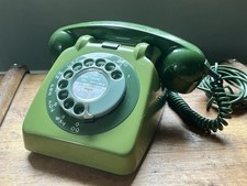 Vintage 1960s Retro GPO 706 Dial Telephone - 2 Tone Green. Tested and working