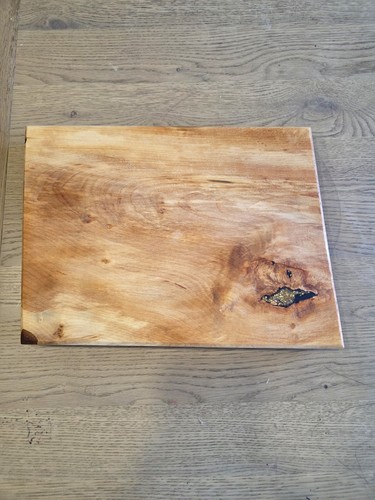 Live edge alder chopping board - live,