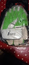 Island Brand New Wicket Keeper