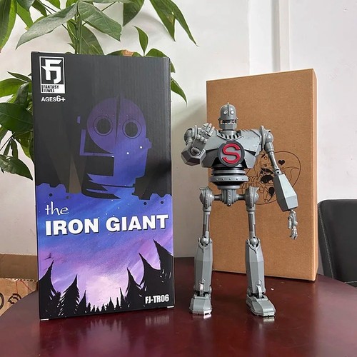 The iron giant action - iron,