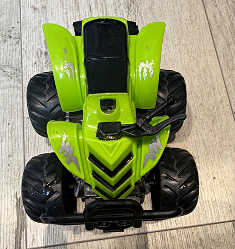 Green black plastic monster - green,