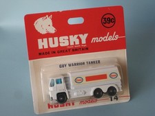 Husky 14 Guy Warrior Esso Petrol Tanker Truck in Blister Pack 70mm Toy Model