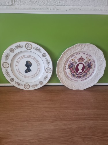 Silver jubilee plates - 2,
