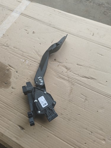 Fiat 500x accelerator gas - fiat,