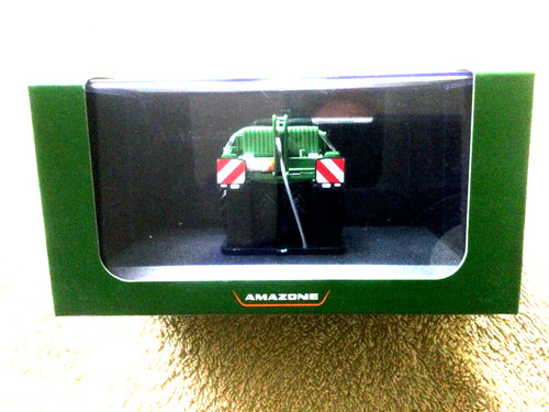 Universal hobbies toy amazone - universal,