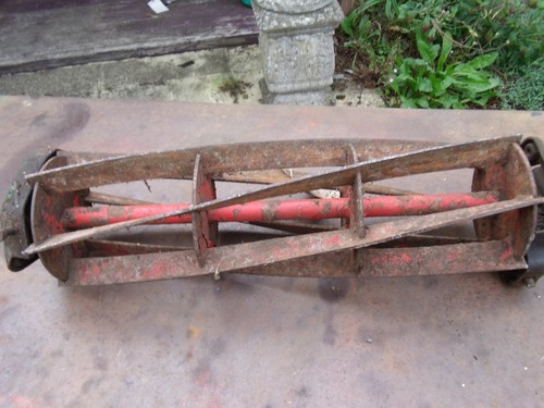 Atco b17 lawnmower - cylinder, +